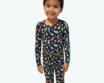 Weltraum Dinosaurier Bambus Pyjama: Weicher, dehnbarer Kinder PJs