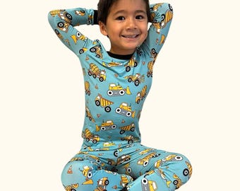 Baustelle Bambus-Pyjama: Weicher, dehnbarer Kinder-Schlafanzug