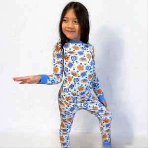 Blåbärssylt i bambu: Mjuka, stretchiga barnpyjamasar bild 2