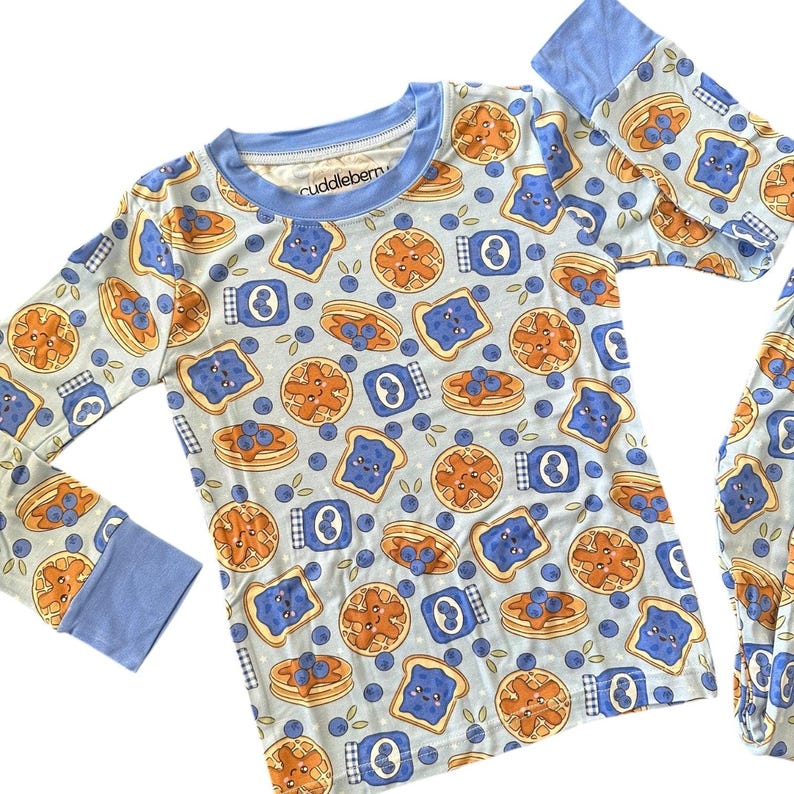 Blåbärssylt i bambu: Mjuka, stretchiga barnpyjamasar bild 5