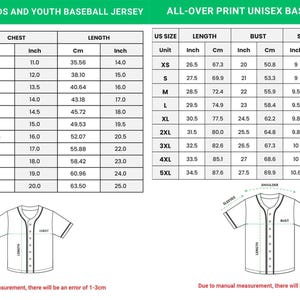Peut inclure: Tableaux des tailles d&eacute;taill&eacute;s pour les maillots de baseball imprim&eacute;s, y compris les tailles enfants, jeunes et unisexes. Les mesures sont fournies en pouces et en centim&egrave;tres pour la poitrine, la longueur, la manche et l'&eacute;paule. Une erreur de 1 &agrave; 3 cm est possible.
