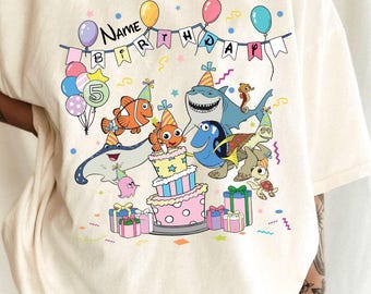 Camiseta de cumpleaños personalizada de Pixar Buscando a Nemo, regalo de cumpleaños personalizado de Disney Dory Marlin Crush, camiseta de viaje familiar a Disneyland