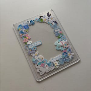 Porta-cartões rígido Kawaii Deco feito à mão | Moldura floral azul e adesivo | Estojo para cartões de fotos estilo K-pop
