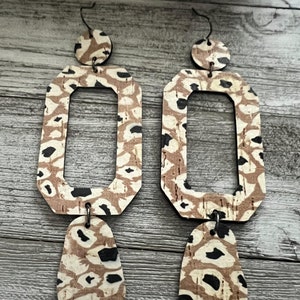 Leather earrings, cork earrings, dangle earrings, earrings, animal print, leopard print