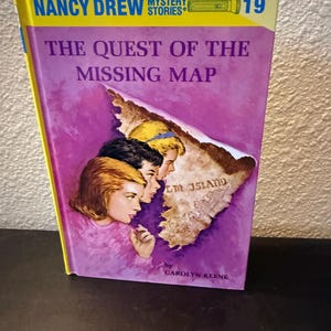 Nancy Drew Mystery Stories #19 – The Quest of the Missing Map – Yellow Spine Hardcover 2000s Reprint