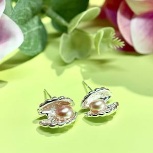 Rare Natural Pink Pearl Seashell Stud Earrings. Unique Design Bridesmaids Jewelry. Summer Jewelry|Wedding|Birthday Gift|Gift for her