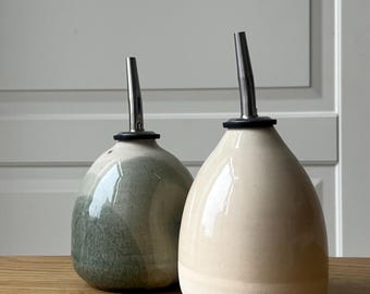 Handmade Ceramic Stoneware Oil Dispenser – Pottery Cruet for Olive Oil, Vinegar or Syrup