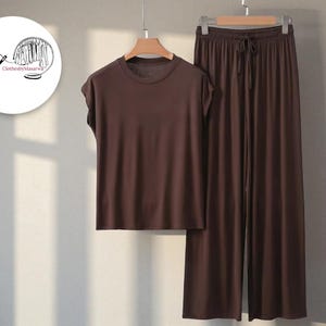 Soft Lounge Set: Women&#39;s Relaxed Fit Sleepwear with Wide Leg Pants