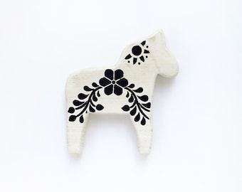 Mini Wooden Dala Horse, black floral, Swedish Horse Silhouette, animal decor, folk, whitewash, scandinavian design, art, gift, folk, boho