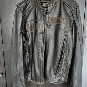 Harley Davidson Men Black Leather Motorcycle Jacket with Embroidered Logo, Vintage Biker Coat, Classic Harley Rider Gear, gift for him