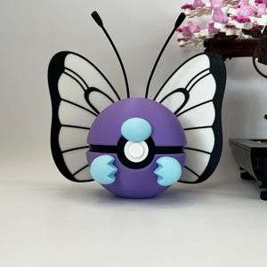 Butterfree Pokéball Display – 3D Printed Monster Ball | Regular, Shiny & Ash Variants
