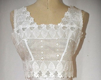 Antique Edwardian 1900s White Cotton Hand Embroidered Eyelet Lace Bodice Camisole Bralette Top 36 Inch Bust/ 30 Inch Waist