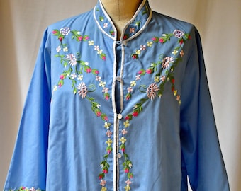 Vintage 1980s Blue Cotton Blend Asian Style 3/4 Sleeve Button Front Loose Tunic Blouse With Pink White Green Embroidery 46 Inch Bust