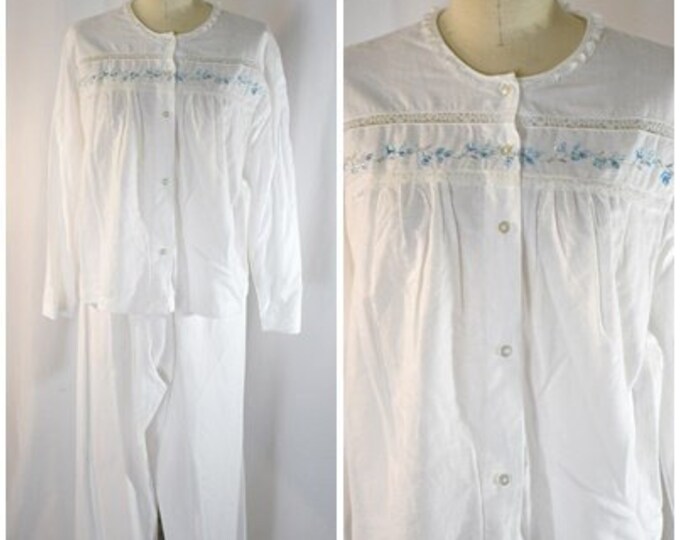 Vintage 1960s Super Soft White Cotton Rayon Blend Flannel Pajamas With