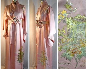 Vintage Light Pink 100% Silk Long Japanese Kimono With Metallic Silver Gold and Blush Flowers Fan and Cart Print 46 Inch Bust