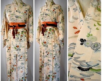 Vintage Pale Peach Silk Japanese Long Kimono With Green Rust Black and Metallic Gold Floral Print 44 Inch Bust