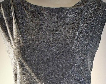 Vestido vintage de los años 70, de color gris plateado metalizado oscuro con purpurina, sin mangas, con efecto en zigzag, para cócteles, fiestas y ocasiones especiales, busto de 36 pulgadas y cintura de 30 pulgadas