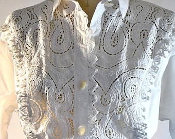 Vintage 1980s White Cotton Victorian Style Blouse w/Heavily Embroidered Battenburg Lace Front/Lace Trimmed Sleeves M/L LIVINGSTON WILLIAMS