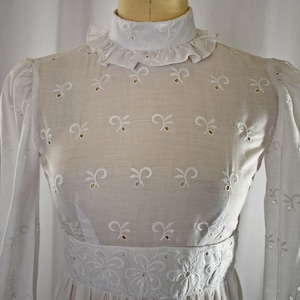 Vintage 1970s Victorian Prairie Style White Eyelet Maxi Dress Wedding Dress Long Puff Sleeves High Neck Sz S/34 Inch Bust