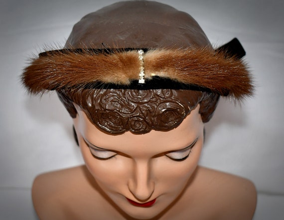 Vintage 1950s Brown Tan Fur and Black Velvet Head… - image 3