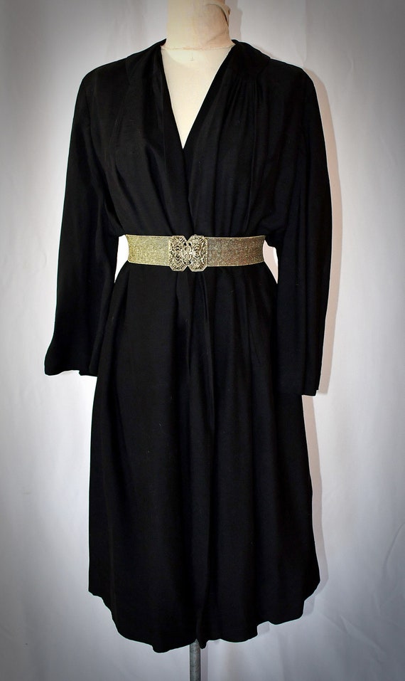 Vintage 1940s Elegant Black Silk Evening Coat 42 I