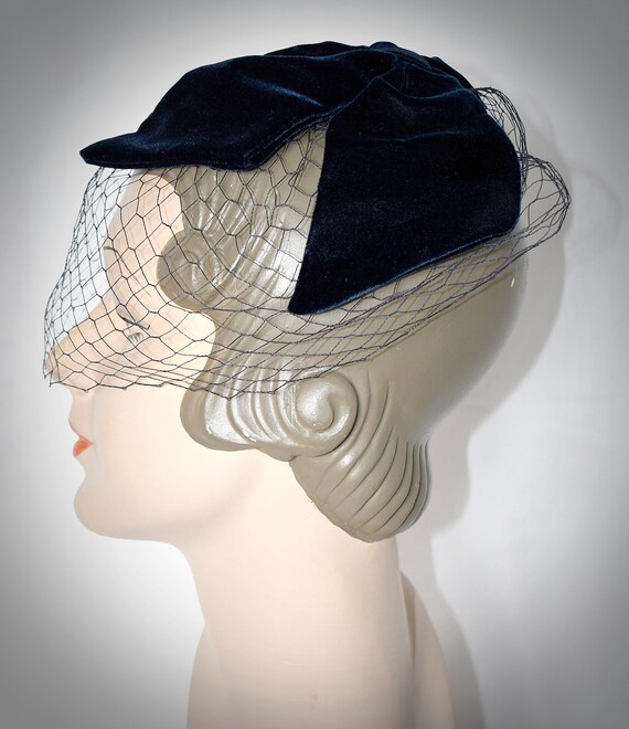 Vintage 1950s Midnight Blue Large Velvet Bow Cap … - image 5