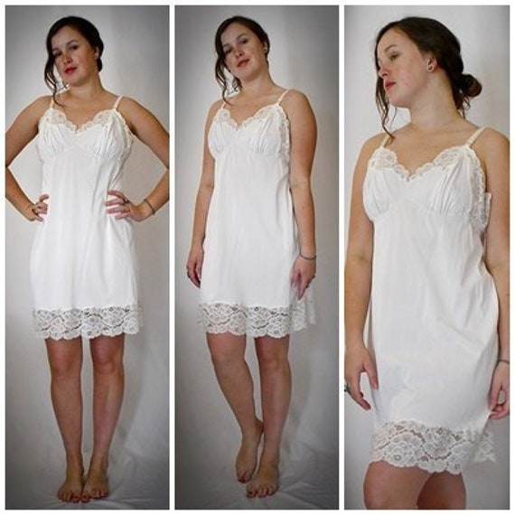 Vintage White Slip With Inset Lace Bodice and Hem Sz 38 Etsy