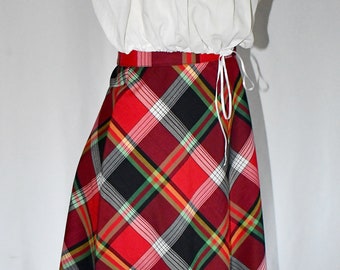 Vintage 1970s Red Green Black Large Chevron Print Plaid Cotton A Line Skirt 28 Inch Waist