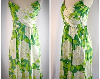 Vintage 1990s Green and White Large Floral Print Silk Ruched Bodice Sun Dress Sz S 34 Inch Bust, 28 Inch Waist