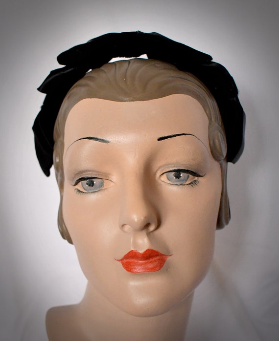 Vintage 60s Mod Black Velour Hat + Beads + Satin Bows by Jan Leslie/Miro