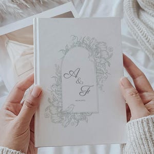 His and Hers Vow Books Set, Personalized Wedding Keepsake, Green Floral Vow Journal for Bride and Groom, Custom Ceremony Gift