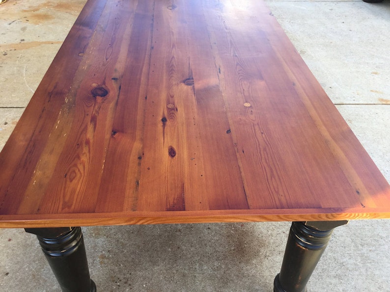 Farmhouse dining table with turned legs Deep South Collection image 2