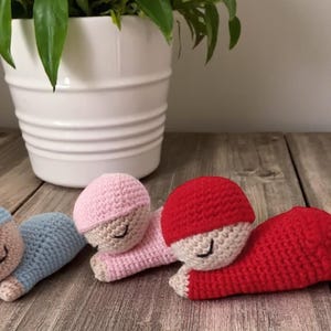 Newborn Baby Crochet Pattern, amigurumi pattern, crochet tutorial, sleeping baby, sleepy doll, newborn doll, nursery decor, baby shower