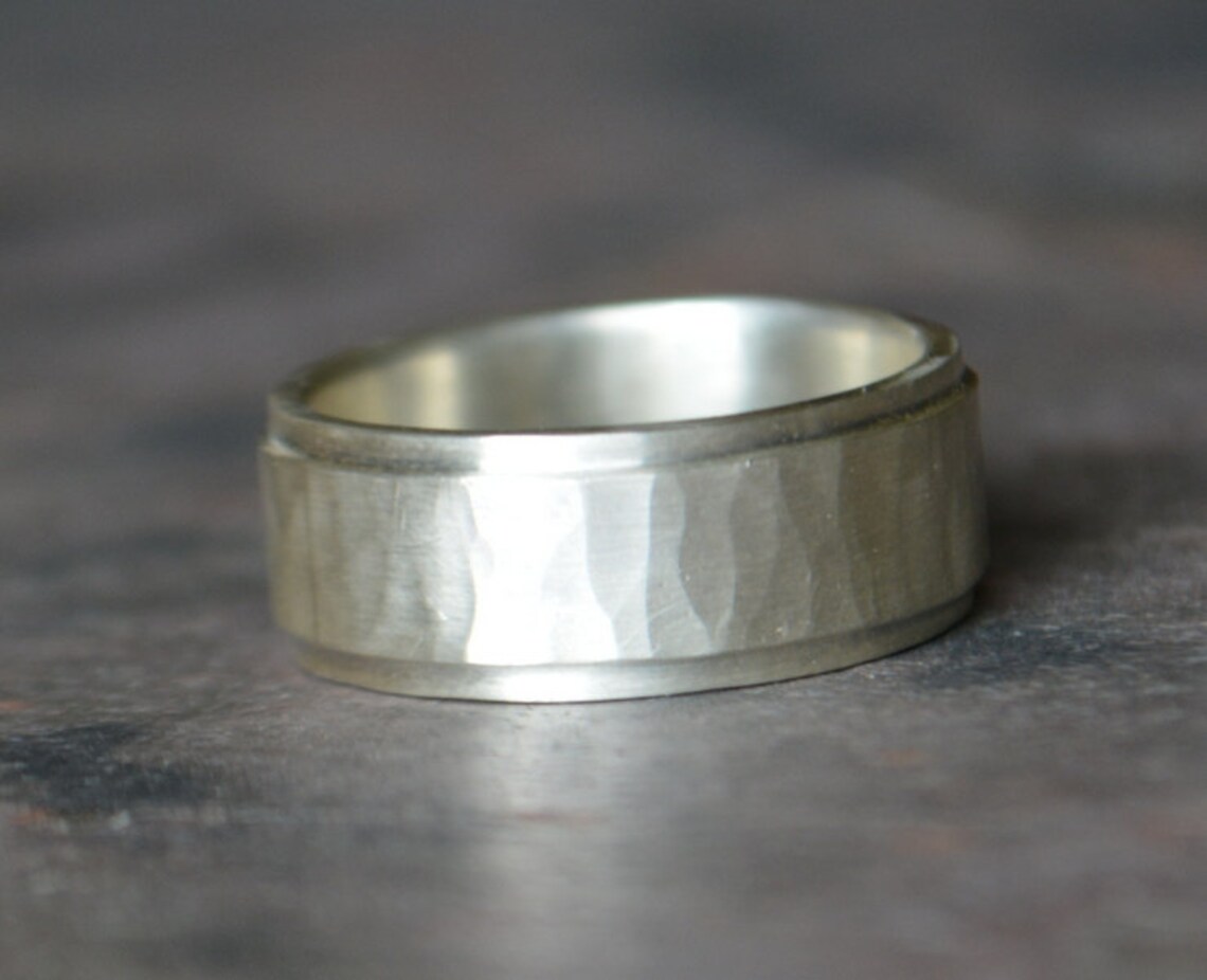 Men's Hammered Texture Wedding Band With Smooth Rail - Etsy
