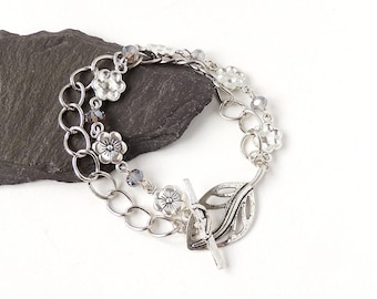 Silver Flower Chain Bracelet, Toggle Clasp, Antique Silver Colour, 19cm/7.5"  Long, UK Seller