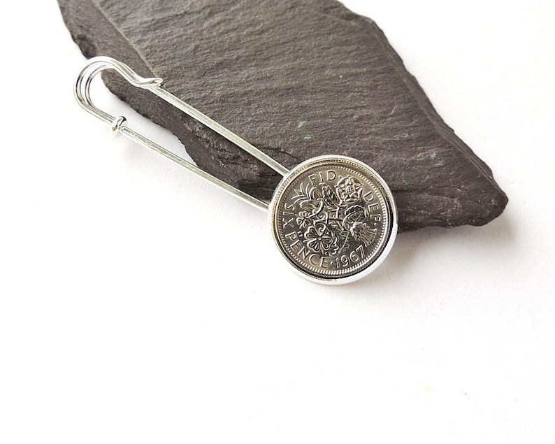 Silver Colour Shawl or Cardigan Pin 1967 Lucky Sixpence Kilt Pin Brooch UK Seller