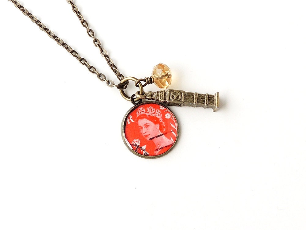 Queen Elizabeth Necklace with Red Postage Stamp Necklace ...