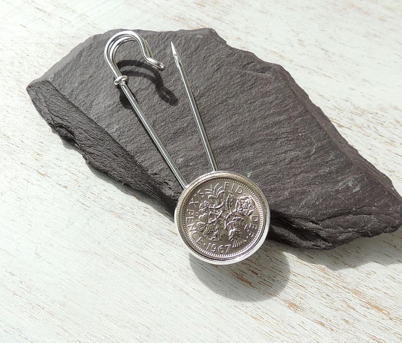 Silver Colour Shawl or Cardigan Pin 1967 Lucky Sixpence Kilt Pin Brooch UK Seller