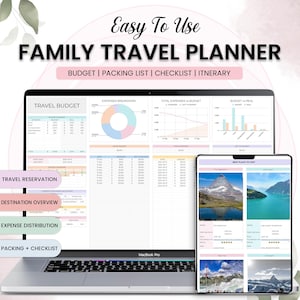 Op de afbeelding: Een MacBook Pro laptop en een tablet met een gezinsreisplanner. De planner bevat secties voor budget, paklijst, checklist en route. Het scherm toont kostenoverzichten, reisreserveringen en overzichten van bestemmingen.