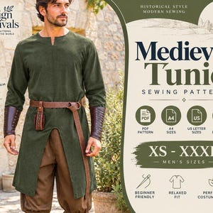 Può includere: Un cartamodello per una tunica medievale che include una tunica verde oliva a maniche lunghe con scollo a fessura, una cintura in pelle marrone e bracciali marroni. Il testo include Design Festivals, Medieval Tunic e le taglie dalla XS alla XXXL.