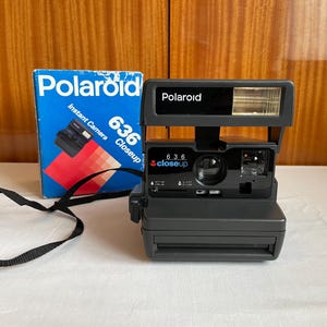 Polaroid 636 CloseUp Instant Camera – Vintage 90s Polaroid with Original Box, Tested