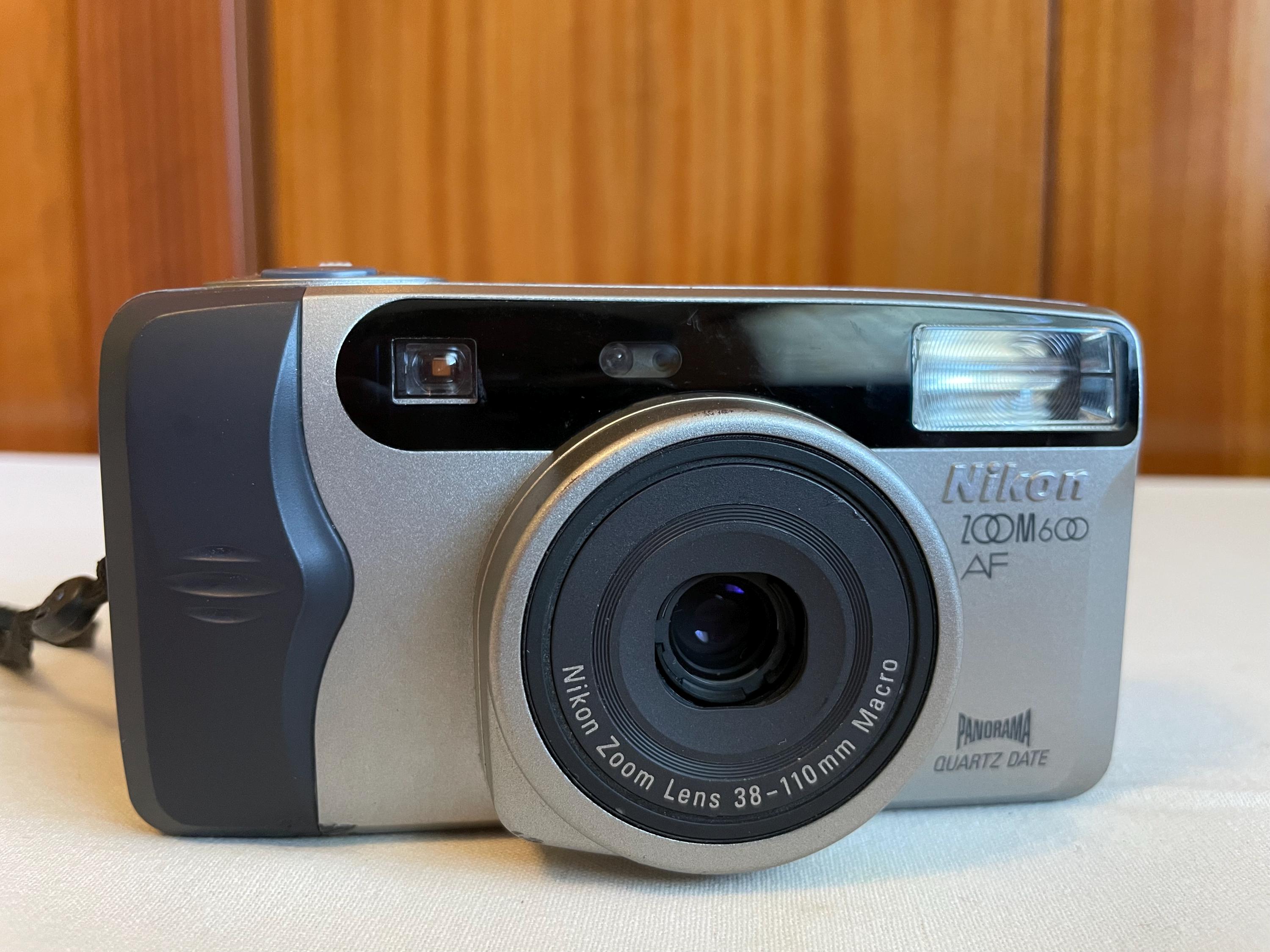Nikon Zoom 600 AF – 35mmコンパクトフィルムカメラ、動作確認
