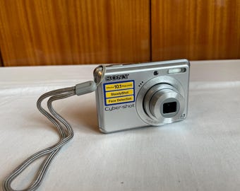 Sony Cyber-shot DSC-S930 – 10.1MP Compact Digital Camera
