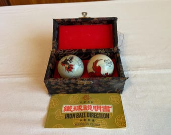 Vintage Chinese Baoding Balls – Chiming Harmony Stress Balls with Box