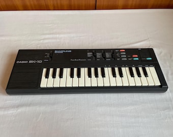Casio SK-10 Sampling Keyboard – Vintage 32-Key Lo-Fi Synth, Fully Tested