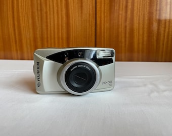 Fujifilm Zoom Date 120 – 35mm Point & Shoot Film Camera, Fully Tested