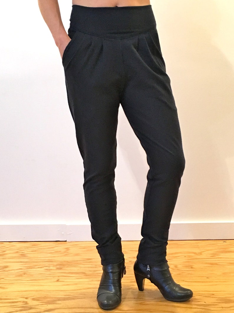 Hemp Pleated V-Yoke Pant image 4