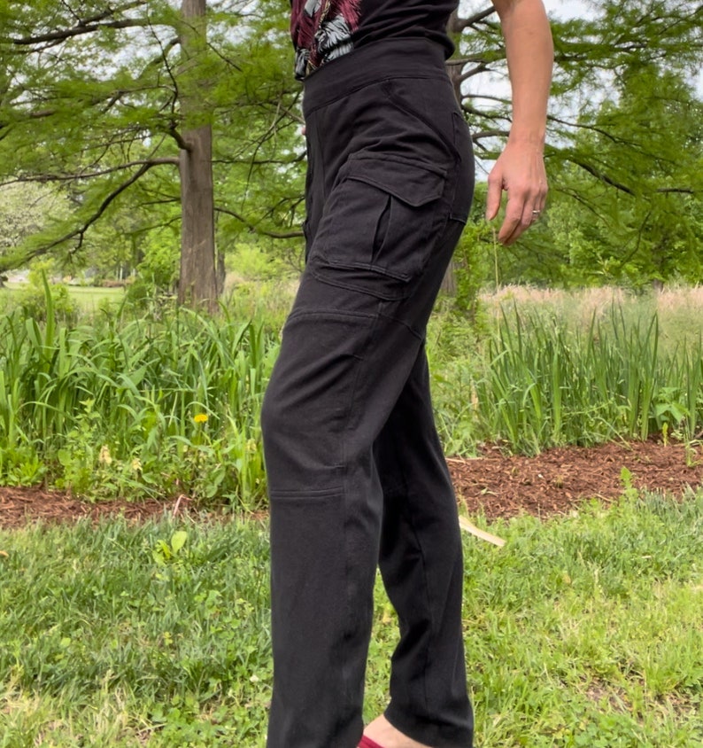 Unisex loose fit hemp/organic cotton cargo pants image 3