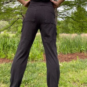 Unisex loose fit hemp/organic cotton cargo pants afbeelding 5