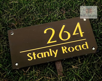 Personalized Acrylic House Number Sign: Modern Outdoor Address Plaque